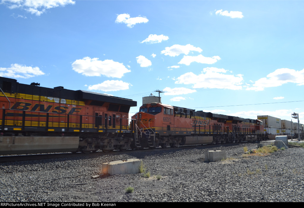 BNSF 6631